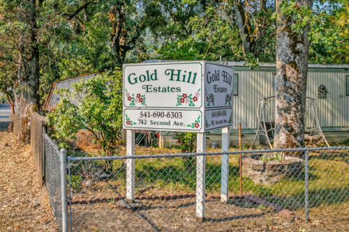 Gold Hill Estates Sign